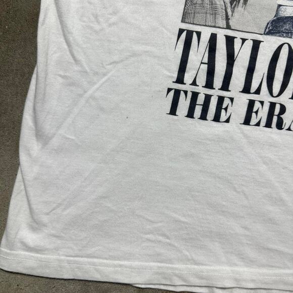 Taylor Swift The Eras Tour Concert Tee Women's Large White Tour Dates 2023 Shirt - Picture 4 of 4